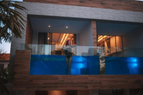 Suite Piscina privativa e café flutuante